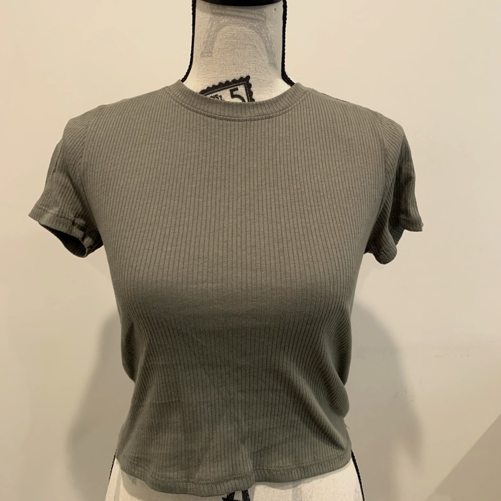 H&M Fitted T-Shirt